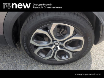 Photo 10 du bon plan RENAULT Captur 1.6 E-Tech hybride 145ch Techno Fast Track occasion à 21590 €