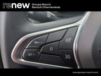 Photo 30 du bon plan RENAULT Captur 1.6 E-Tech hybride 145ch Techno Fast Track occasion à 21590 €