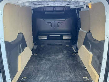 Photo 8 du bon plan FORD Transit Connect VUL L1 1.0E 100ch E85 Trend occasion à 19188 €