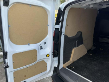 Photo 10 du bon plan FORD Transit Connect VUL L1 1.0E 100ch E85 Trend occasion à 19188 €