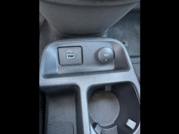 Photo 24 du bon plan FORD Transit Connect VUL L1 1.0E 100ch E85 Trend occasion à 19188 €
