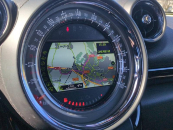 Photo 21 du bon plan MINI Paceman Cooper S 190ch Pack Red Hot Chili occasion à 12790 €