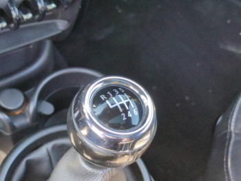 Photo 22 du bon plan MINI Paceman Cooper S 190ch Pack Red Hot Chili occasion à 12790 €