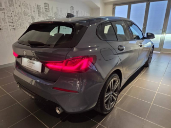 Photo 19 du bon plan BMW Série 1 118dA 150ch M Sport occasion à 20990 €