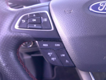 Photo 12 du bon plan FORD EcoSport 1.0 EcoBoost 125ch E85 ST-Line occasion à 14900 €