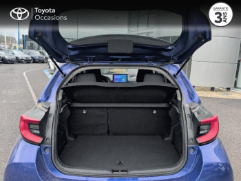 Photo 10 du bon plan TOYOTA Yaris 116h Design 5p MC24 occasion à 20490 €