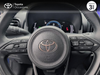 Photo 13 du bon plan TOYOTA Yaris 116h Design 5p MC24 occasion à 20490 €