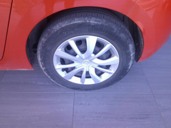 Photo 18 du bon plan OPEL Corsa 1.2 75ch Edition occasion à 9801 €