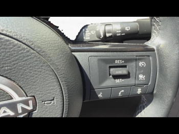 Photo 17 du bon plan NISSAN Qashqai e-POWER 190ch N-Connecta 2022 occasion à 23480 €