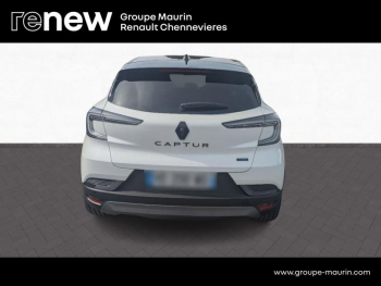Photo 6 du bon plan RENAULT Captur 1.6 E-Tech full hybrid 145ch esprit Alpine occasion à 25999 €