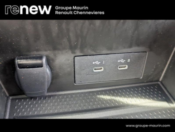 Photo 24 du bon plan RENAULT Captur 1.6 E-Tech full hybrid 145ch esprit Alpine occasion à 25999 €