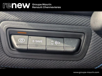 Photo 27 du bon plan RENAULT Captur 1.6 E-Tech full hybrid 145ch esprit Alpine occasion à 25999 €