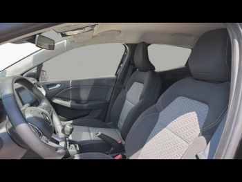 Photo 9 du bon plan RENAULT Clio 1.0 TCe 100ch Evolution GPL occasion à 13900 €