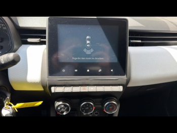 Photo 16 du bon plan RENAULT Clio 1.0 TCe 100ch Evolution GPL occasion à 13900 €