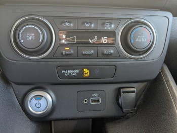 Photo 16 du bon plan NISSAN Leaf 150ch 40kWh Acenta 22 occasion à 12480 €