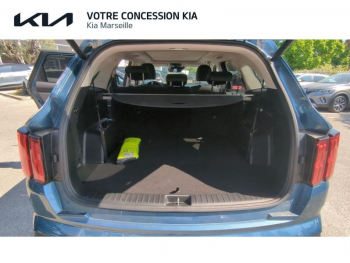 Photo 11 du bon plan KIA Sorento 1.6 T-GDi 230ch HEV Design Business BVA6 4x2 7 places occasion à 39900 €