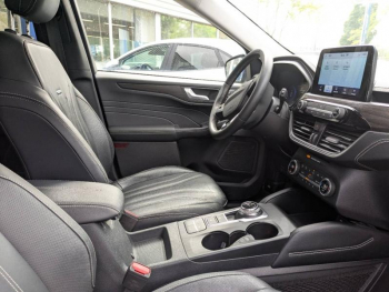 Photo 7 du bon plan FORD Kuga 2.5 Duratec 225ch PHEV Vignale BVA occasion à 25989 €