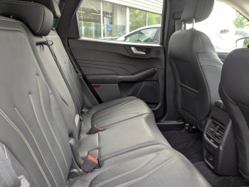 Photo 10 du bon plan FORD Kuga 2.5 Duratec 225ch PHEV Vignale BVA occasion à 25989 €