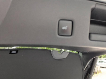 Photo 12 du bon plan FORD Kuga 2.5 Duratec 225ch PHEV Vignale BVA occasion à 25989 €