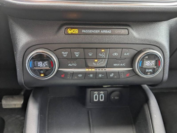 Photo 23 du bon plan FORD Kuga 2.5 Duratec 225ch PHEV Vignale BVA occasion à 25989 €