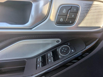 Photo 11 du bon plan FORD Explorer 3.0 EcoBoost 457ch Parallel PHEV Platinum i-AWD BVA10 occasion à 54980 €