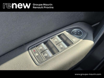 Photo 26 du bon plan RENAULT Captur 1.6 E-Tech hybride 145ch Techno Fast Track occasion à 21100 €