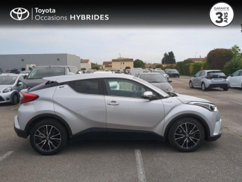 Photo 17 du bon plan TOYOTA C-HR 122h Distinctive 2WD E-CVT RC18 occasion à 19890 €
