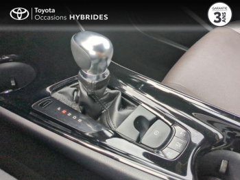 Photo 21 du bon plan TOYOTA C-HR 122h Distinctive 2WD E-CVT RC18 occasion à 19890 €