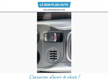 Photo 22 du bon plan RENAULT Kadjar 1.2 TCe 130ch energy Black Edition EDC occasion à 10990 €