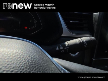 Photo 24 du bon plan RENAULT Captur 1.6 E-Tech hybride 145ch Techno occasion à 18500 €