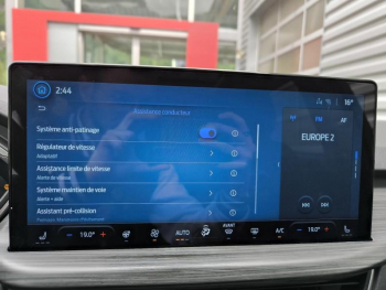 Photo 17 du bon plan FORD Kuga 2.5 Duratec 183ch Hybrid Active X Powershift i-AWD occasion à 46990 €