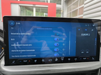 Photo 18 du bon plan FORD Kuga 2.5 Duratec 183ch Hybrid Active X Powershift i-AWD occasion à 46990 €