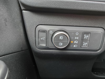 Photo 27 du bon plan FORD Kuga 2.5 Duratec 183ch Hybrid Active X Powershift i-AWD occasion à 46990 €