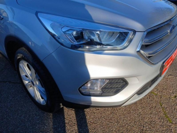 Photo 18 du bon plan FORD Kuga 1.5 EcoBoost 150ch Stop&Start Titanium 4x2 occasion à 14500 €