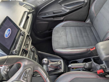 Photo 11 du bon plan FORD EcoSport 1.0 EcoBoost 125ch ST-Line Noir/Jaune occasion à 13990 €