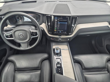 Photo 4 du bon plan VOLVO XC60 T8 Twin Engine 303 + 87ch Inscription Luxe Geartronic occasion à 35990 €