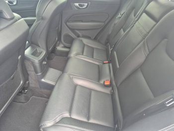 Photo 6 du bon plan VOLVO XC60 T8 Twin Engine 303 + 87ch Inscription Luxe Geartronic occasion à 35990 €