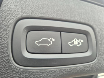 Photo 31 du bon plan VOLVO XC60 T8 Twin Engine 303 + 87ch Inscription Luxe Geartronic occasion à 35990 €