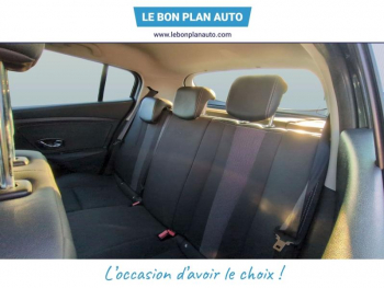 Photo 12 du bon plan RENAULT Megane 1.2 TCe 130ch energy Zen eco² 2015 occasion à 5490 €