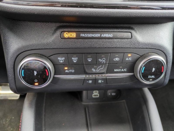 Photo 10 du bon plan FORD Kuga 2.5 Duratec 190ch FHEV E85 ST-Line Business BVA occasion à 26990 €