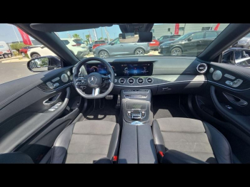 Photo 26 du bon plan MERCEDES-BENZ Classe E Cabriolet 220 d 194ch AMG Line 9G-Tronic occasion à 41990 €