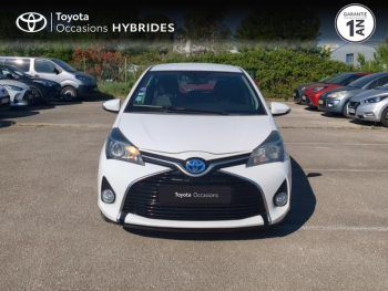 Photo 5 du bon plan TOYOTA Yaris HSD 100h Dynamic NAVY ZEN 5p occasion à 10690 €