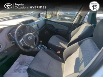 Photo 11 du bon plan TOYOTA Yaris HSD 100h Dynamic NAVY ZEN 5p occasion à 10690 €