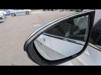 Photo 11 du bon plan HYUNDAI i20 1.0 T-GDi 100ch Hybrid Executive DCT-7 occasion à 15490 €