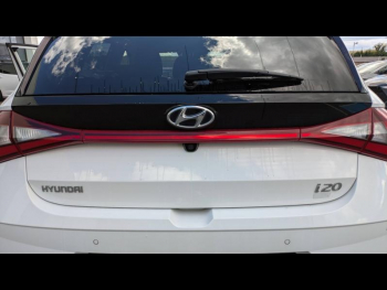 Photo 28 du bon plan HYUNDAI i20 1.0 T-GDi 100ch Hybrid Executive DCT-7 occasion à 15490 €
