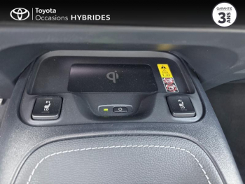 Photo 21 du bon plan TOYOTA Corolla Touring Spt 1.8 140ch Design MY25 occasion à 28990 €
