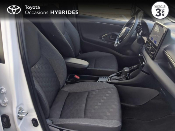 Photo 6 du bon plan TOYOTA Yaris 116h Design 5p MY25 occasion à 22490 €