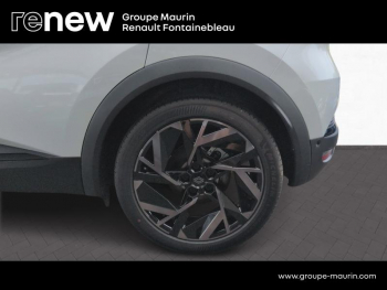 Photo 8 du bon plan RENAULT Captur 1.6 E-Tech full hybrid 145ch esprit Alpine occasion à 24500 €