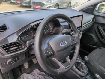 Photo 14 du bon plan FORD Puma 1.0 Flexifuel 125ch S&S mHEV Titanium occasion à 15990 €