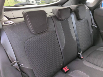 Photo 17 du bon plan FORD Puma 1.0 Flexifuel 125ch S&S mHEV Titanium occasion à 15990 €